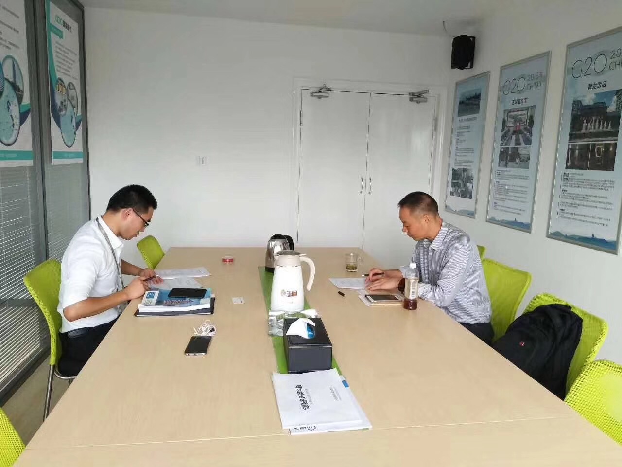 热烈祝贺俞总签约创绿家上海市区级代理！