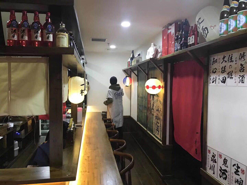 居酒屋室内空气治理